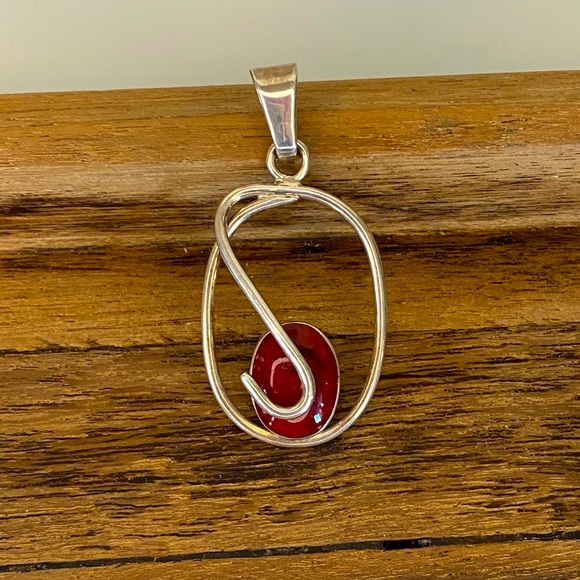 Carnelian & Sterling Silver Oval Swirl Pendant - Picture 1 of 8